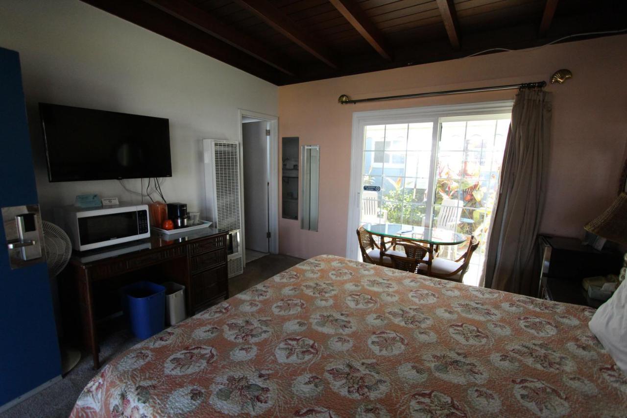 Edgewater Beach Inn & Suites Santa Cruz Exteriör bild
